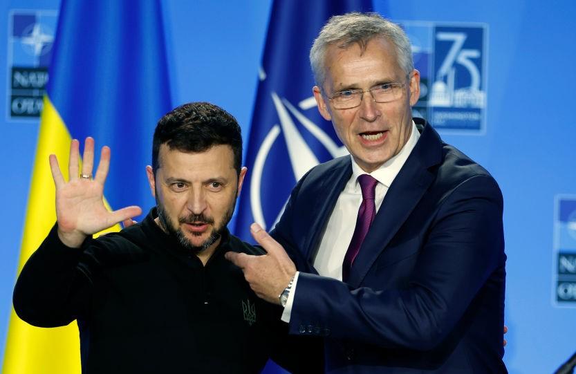 volodimir zelenski si jens stoltenberg