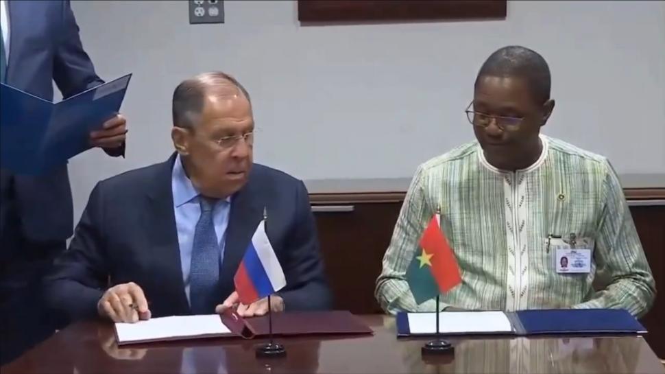 lavrov la masa cu omologul din Burkina Faso