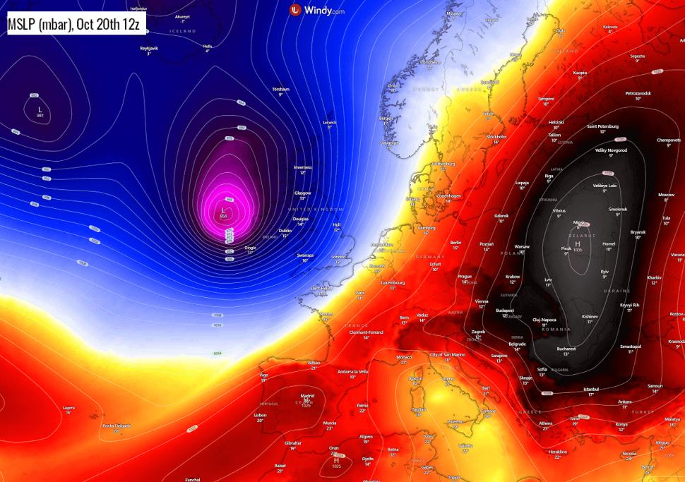 Ciclonul Ashley urmează să lovească Regatul Unit și Irlanda în acest weekend.