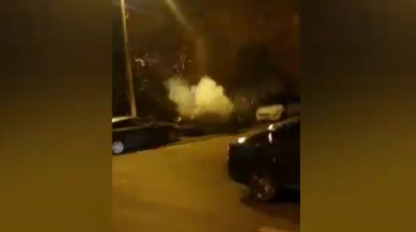 Mașină distrusă de un obiect exploziv în Otopeni. Imagini șocante 