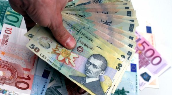 Un bărbat din Caraş-Severin este cercetat penal, după ce a găsit peste 13.000 de euro într-un cărucior de cumpărături şi nu i-a declarat