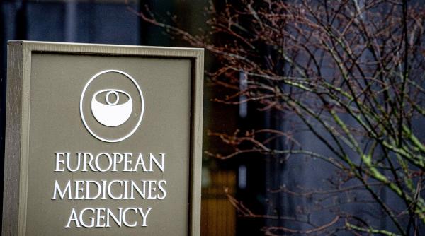 Agenţia Europeană pentru Medicamente face miercuri anunţul despre AstraZeneca, la o zi după ce un oficial EMA a confirmat legătura între vaccin şi cheagurile de sânge