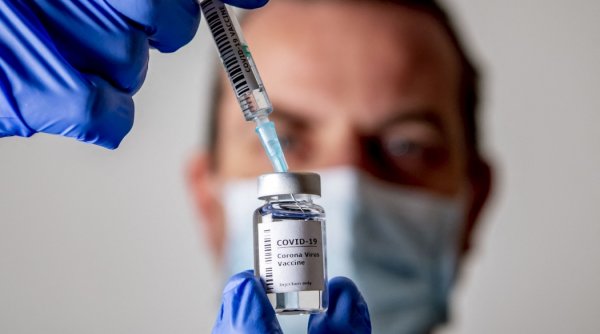 România primește astăzi aproape 700.000 de doze de vaccin Pfizer