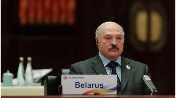 UE impune Belarusului sancţiuni în şapte sectoare economice