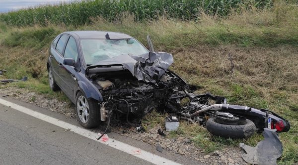 Tânăr motociclist, mort după ce s-a izbit de o mașină, în Costești, Iași