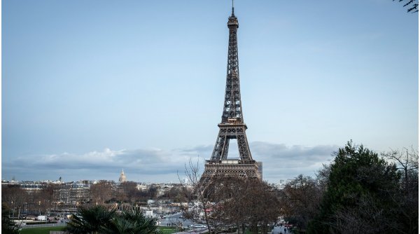 Franța interzice accesul turiștilor din Marea Britanie, din cauza preocupărilor legate de Omicron