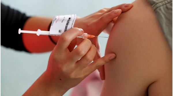8.000.000 de persoane vaccinate cu cel puțin o doză în România