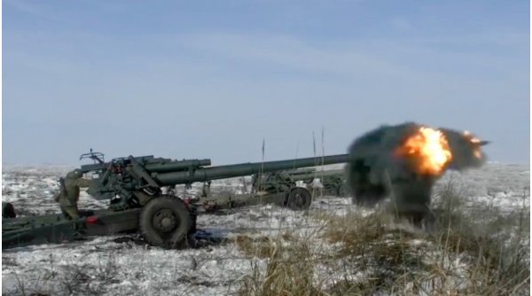 SUA vor începe să antreneze ucrainenii pe obuziere în zilele următoare