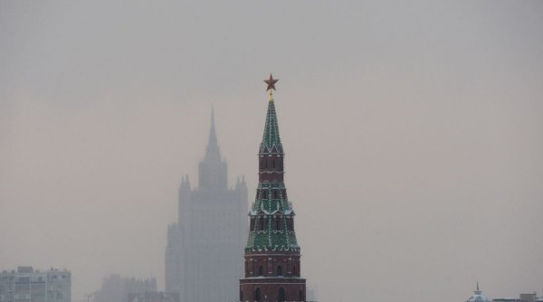 Vizită crucială la Moscova pentru procesul de pace. După discuțiile cu Putin, urmează dialogul cu Zelenski