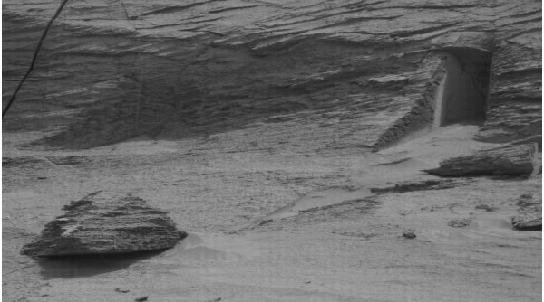 Descoperirea înfricoșătoare pe Marte | Arată ca o ușă extraterestră