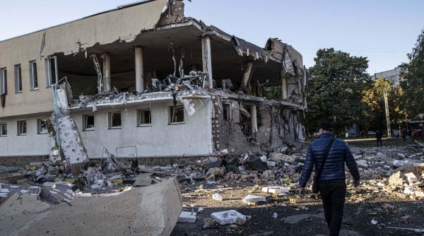 Război în Ucraina, ziua 200. Oficial ucrainean: Peste 40 de așezări din regiunea Harkov au fost eliberate | Vladimir Putin a discutat cu Emmanuel Macron