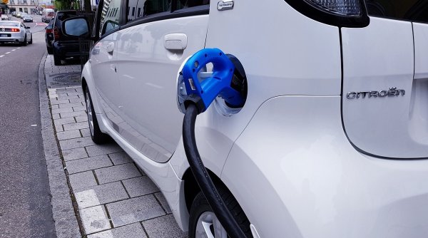 Șofer cu mașină electrică, despre scumpirea energiei: 