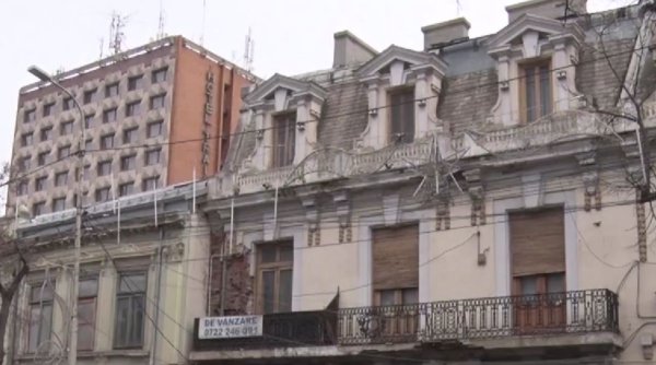 Impozite uriaşe pe clădirile istorice abandonate. Câţi bani cer primăriile