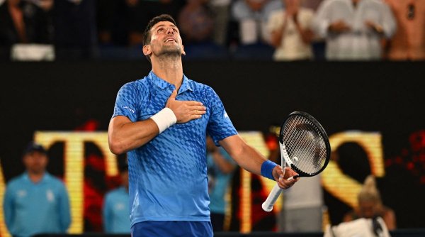 Novak Djokovic, campion la Australian Open pentru a 10-a oară, după ce l-a învins pe Tsitsipas