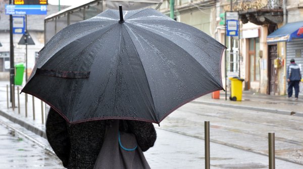 România, măturată de ploi, vijelii și grindină! Meteorolog ANM: ”Vizează cea mai mare parte a țării”