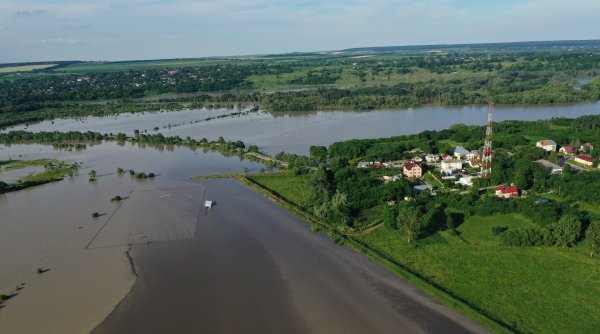 Pericol major de inundații: Ministrul Mediului a convocat Comitetul pentru Situaţii de Urgenţă