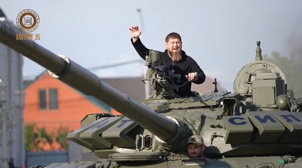 Război în Ucraina, ziua 466 | Soldații lui Kadîrov atacă puternic două orașe strategice din Ucraina