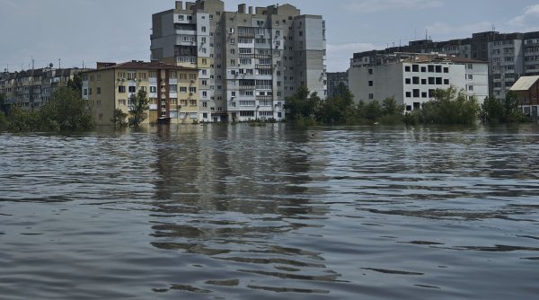Risc de holeră după inundaţiile din Ucraina. Accesul interzis la plajă pe malul Mării Negre