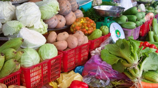 Producătorii de fructe și legume pot obține până la 300.000 de euro de la stat. Ce condiții trebuie îndeplinite