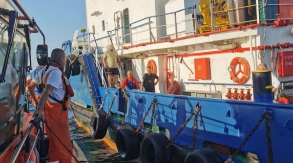 Intervenţie de urgenţă în Marea Neagră, după ce unui comandant de navă i s-a facut rău