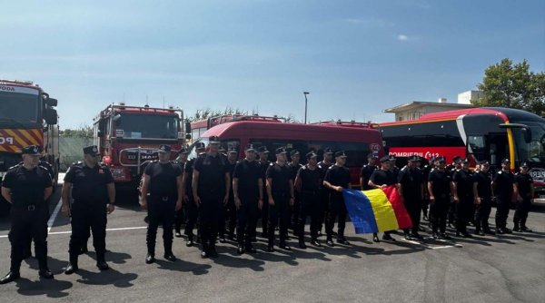 40 de pompieri români au ajuns în Grecia pentru a ajuta la stingerea incendiilor masive de vegetaţie