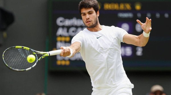 Carlos Alcaraz l-a învins pe Djokovic în finala de la Wimbledon: 