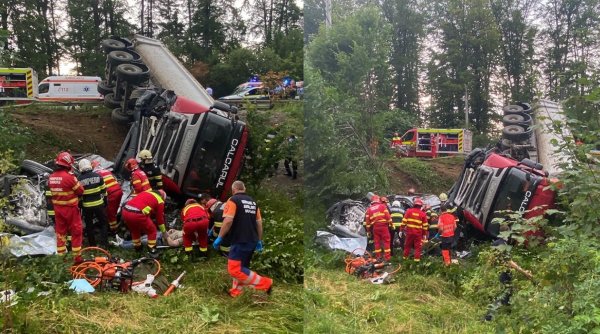 Două persoane au decedat în urma unui accident grav între un autotren și un autoturism pe DN17, în Suceava. Circulația este oprită