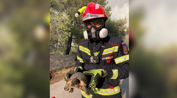 El este Raul, unul din pompierii eroi români care oferă ajutor în misiuni internaţionale