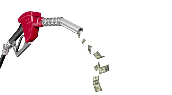 Benzina şi motorina înregistrează o nouă scumpire. Prețul carburanților în România, astăzi, 2 august 2023
