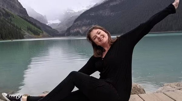 O tânără de 26 de ani a murit subit chiar în fața părinților ei, în Australia: 