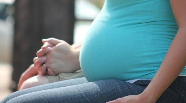 Femeia gravidă din Gorj, operată de hernie, a declarat pe propria răspundere că nu este însărcinată