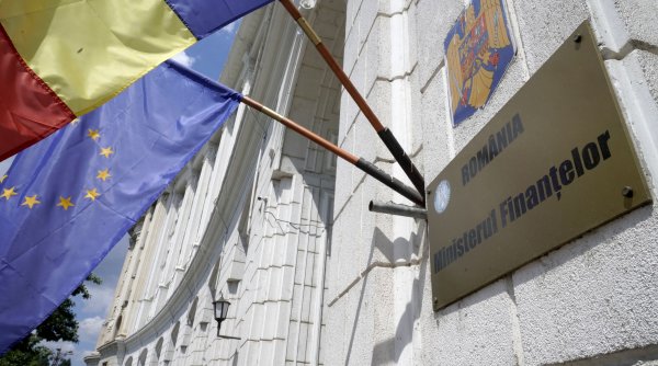 Agenția de rating Fitch reconfirmă ratingul suveran al României și perspectiva stabilă a economiei