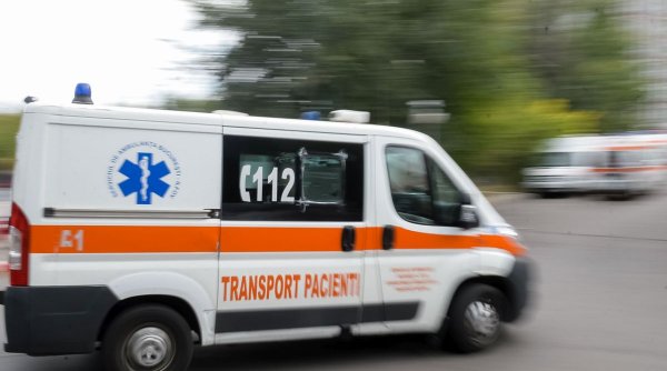 Planul roşu de intervenţie activat în Olt, după un accident între un autobuz şi o utilitară