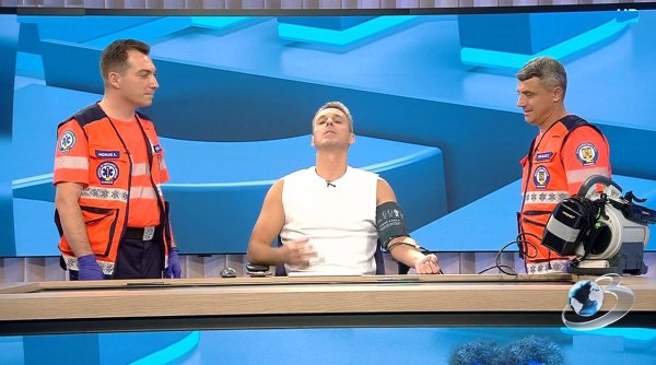 Mircea Badea şi-a luat tensiunea, în direct la TV, de Ziua Inimii: 