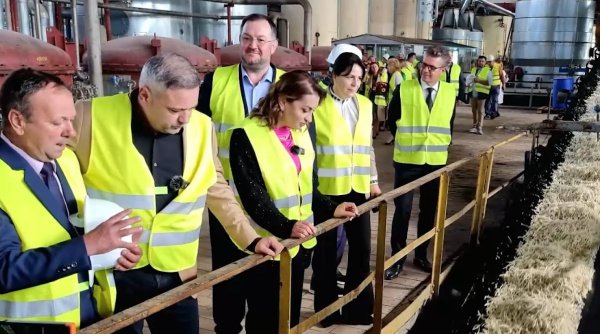O nouă generație pentru agricultura românească! Vizita ministrului Florin Ionuț Barbu la Fabrica de Zahăr de la Luduș