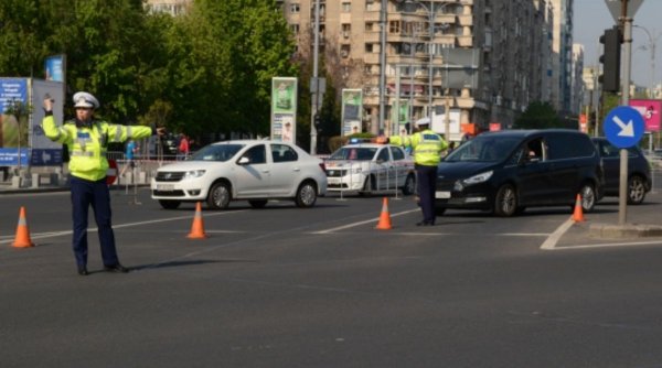 Trafic rutier restricționat, duminică, în București, cu ocazia desfășurării unei procesiuni religioase. Anunțul polițiștilor rutieri