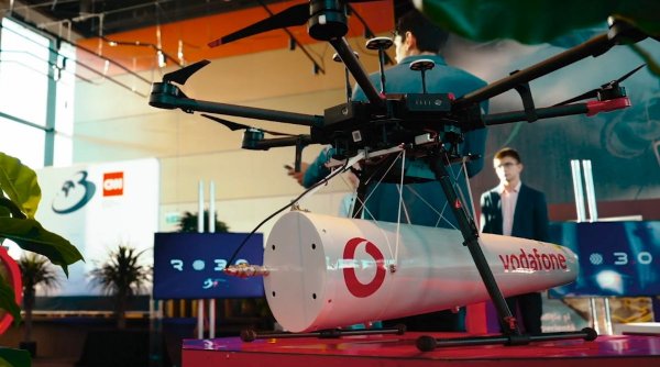 Dronele cu inteligenţă artificială de la Vodafone, soluţia pentru salvarea oamenilor aflaţi în pericol sau pentru dezvoltarea unei afaceri