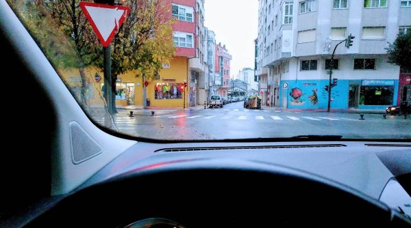 Un şofer din Slatina a scăpat de amendă, pentru că poliţistul rutier nu a ştiut să calculeze