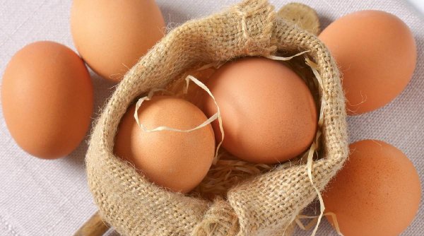 Cât a ajuns să coste un ou de ţară în 2024 | Este un lux pentru mulți români