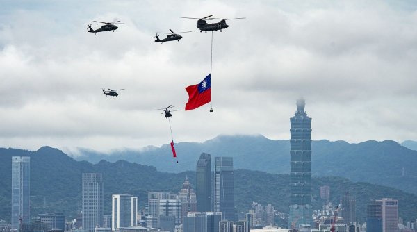 Vânt de război în Asia: China încercuiește Taiwanul într-o 