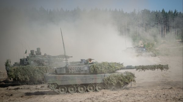 Armata germană a făcut o comandă record de obuze şi vrea să cumpere peste 100 de tancuri Leopard