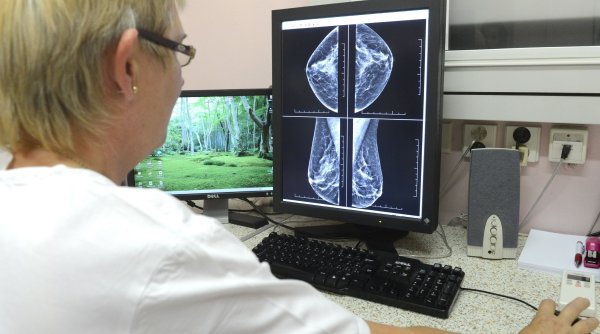 O doctoriță radiolog de la Spitalul Județean din Oradea este cercetată disciplinar, după ce colegii s-au plâns că îi hărțuiește sexual. Femeia ar fi pus și diagnostice greșite la câțiva pacienți