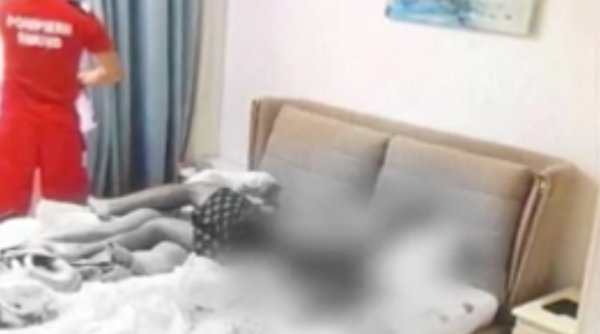 Imagini exclusive cu tinerii găsiți morți într-o cameră de hotel, surprinse chiar înainte de crimă. Cei doi au murit îmbrățișați