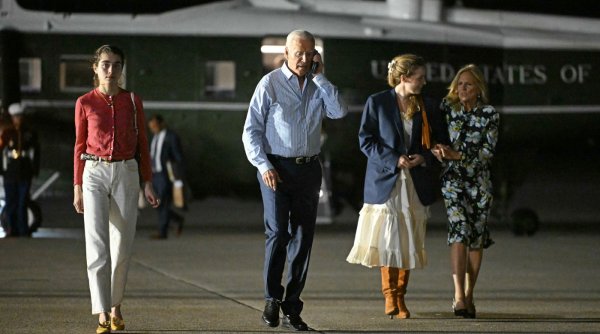 Familia lui Joe Biden l-a încurajat să rămână în cursa pentru Casa Albă. Se discută dacă principalii săi consilieri ar trebui concediați