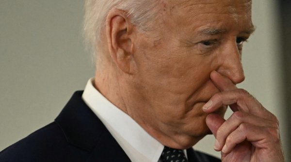 Biden i-a spus unui aliat-cheie că se gândește serios dacă să mai continue cursa pentru Casa Albă