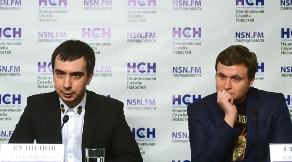 Vovan și Lexus, cei doi farsori care au păcălit lideri ai UE, au primit un premiu la Kremlin