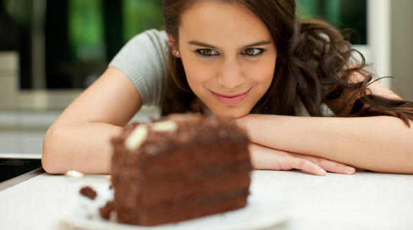 Alimentul care trebuie consumat întotdeauna înainte de dulciuri: „Eviți creșterea glicemiei, spike-ul glicemic”