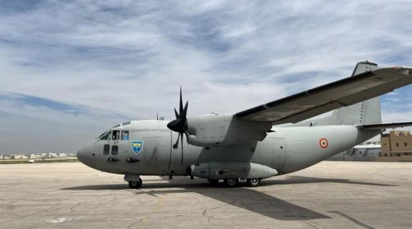 Delegaţia română a plecat la Summitul NATO cu un avion militar, după ce TAROM a anulat cursa de luni dimineaţă