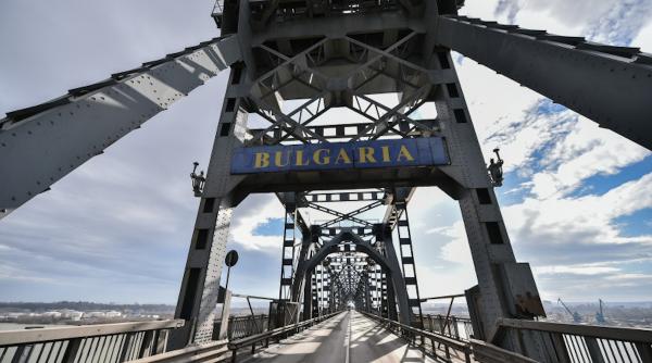 Podul Giurgiu - Ruse intră în reparații pentru următorii doi ani. Traficul spre Bulgaria se va desfășura cu dificultate