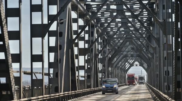 Astăzi încep lucrările la Podul Giurgiu - Ruse. Restricții de trafic pentru cei care merg spre Bulgaria sau Grecia